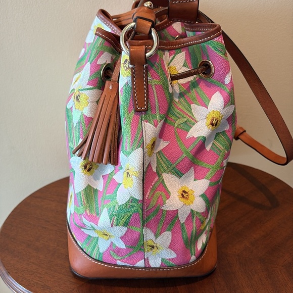 Dooney & Bourke Floral bucket bag shoulder bag daylilies white yellow pink gre - Picture 6 of 16